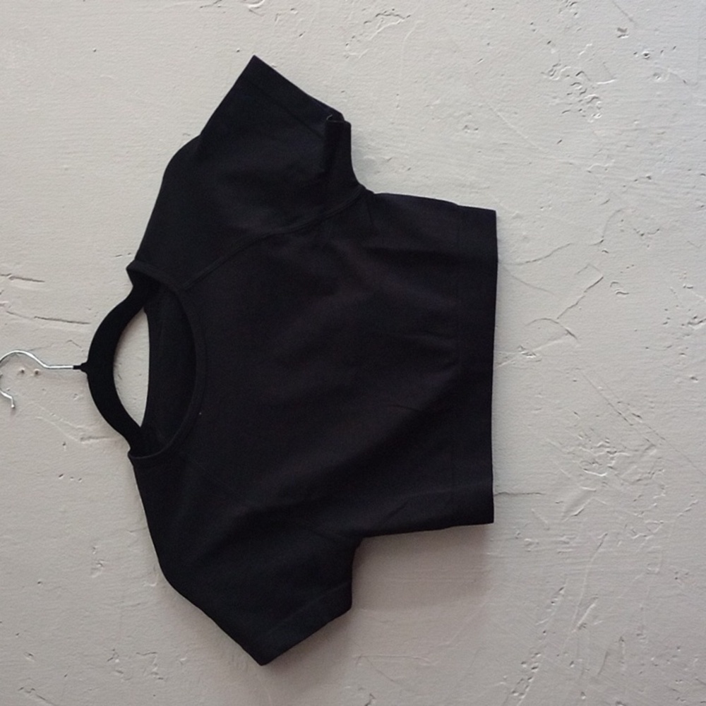 Women's Yoga Crop Top Black